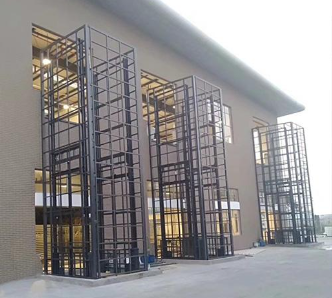 哈巴河液压升降货梯